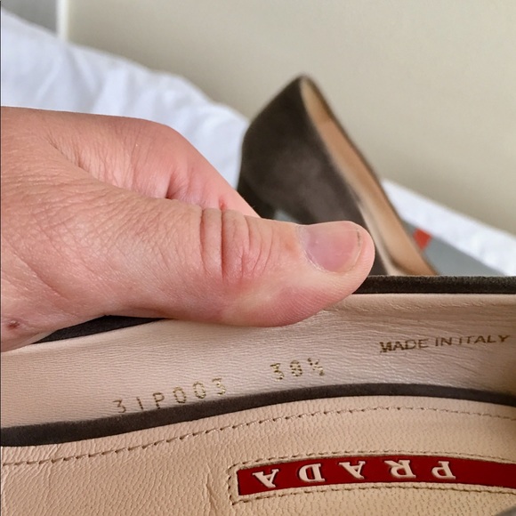 Prada Suede Pumps 38/7.5 with box and dust bag - Picture 3 of 8